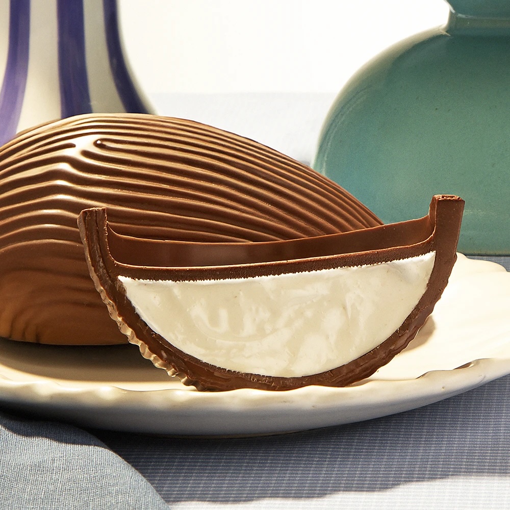 ovo ao leite com marshmallow goldko